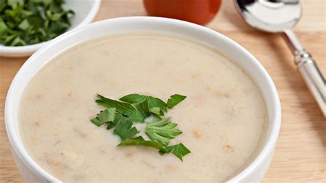  La Soupe au Lait de Brebis de Tianshui: Une Explosion de Saveurs Crémeuses et une Danse d'Aromes Subtils sur votre Papille?