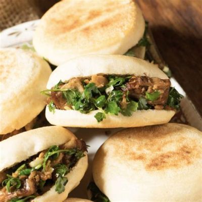  Le Rou Jia Mo: Un Sandwich Croustillant aux Délices Rôtis d'un Patrimoine Culinaire Millénaire !